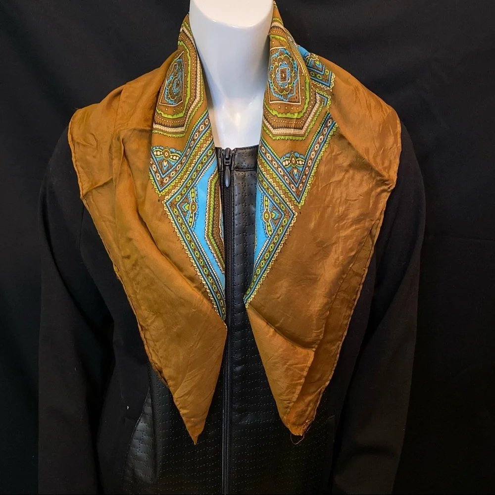 Glentex Vintage Scarf - Picture 3 of 7